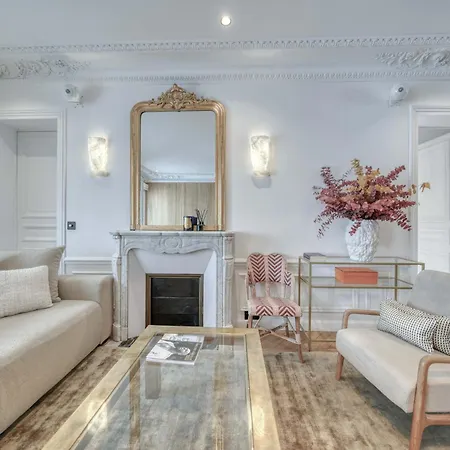Apartment Av Experiences - Montaigne Luxury *